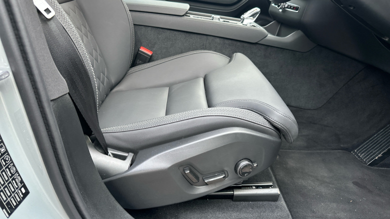 Volvo XC90 2.0 B5P Plus Dark 5dr AWD Geartronic Petrol Estate